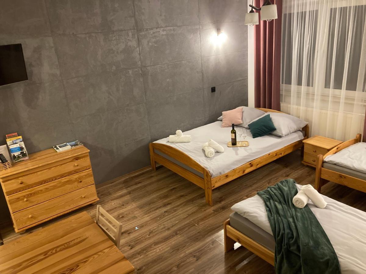 Agroturystyka U Podnoza Gory Cergowej Dukla Exterior photo
